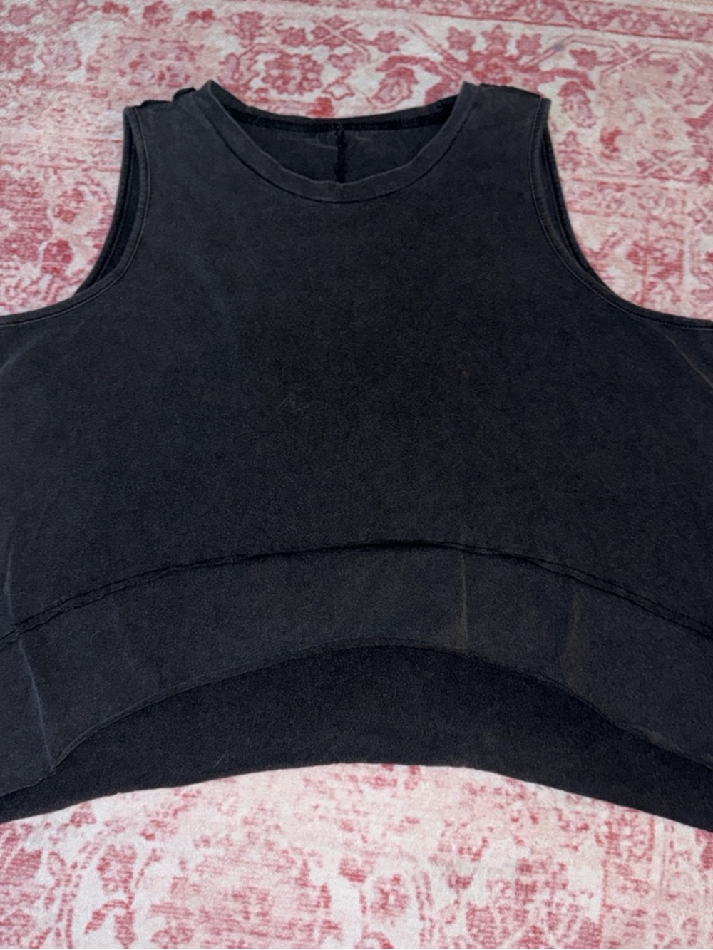 SHEIN Black Sleeveless Cropped Tank